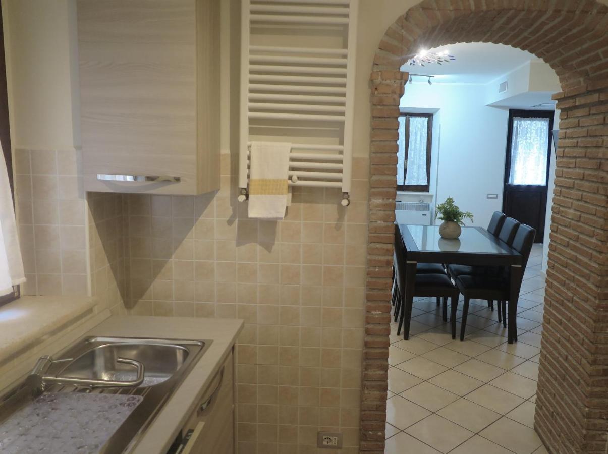 Appartamento Qcm Natura Cultura E Divertimento Giulianello ภายนอก รูปภาพ